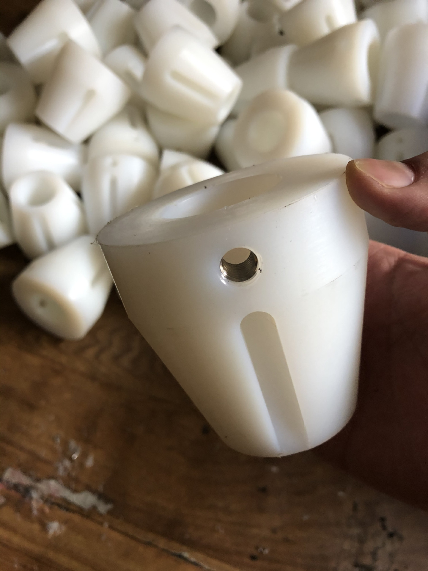 KN95口罩机配件白色尼龙顶锥平面口罩机器