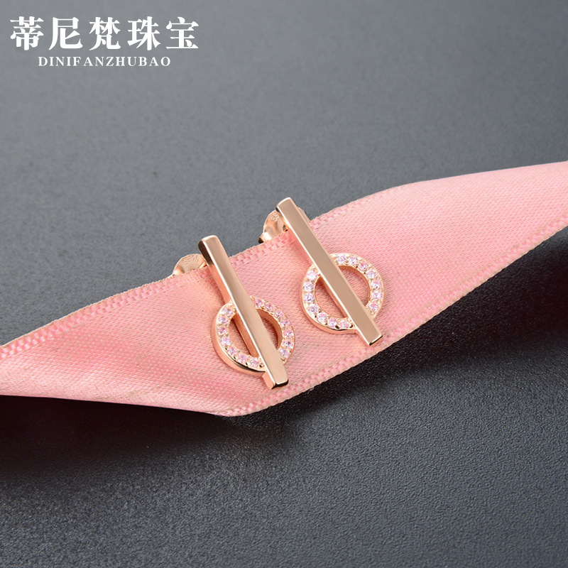 Chapado en oro rosa de diamantes s925 pendientes de plata elegante temperamento Super moda de hadas estilo Chanel pendientes femeninos pendientes de una semana