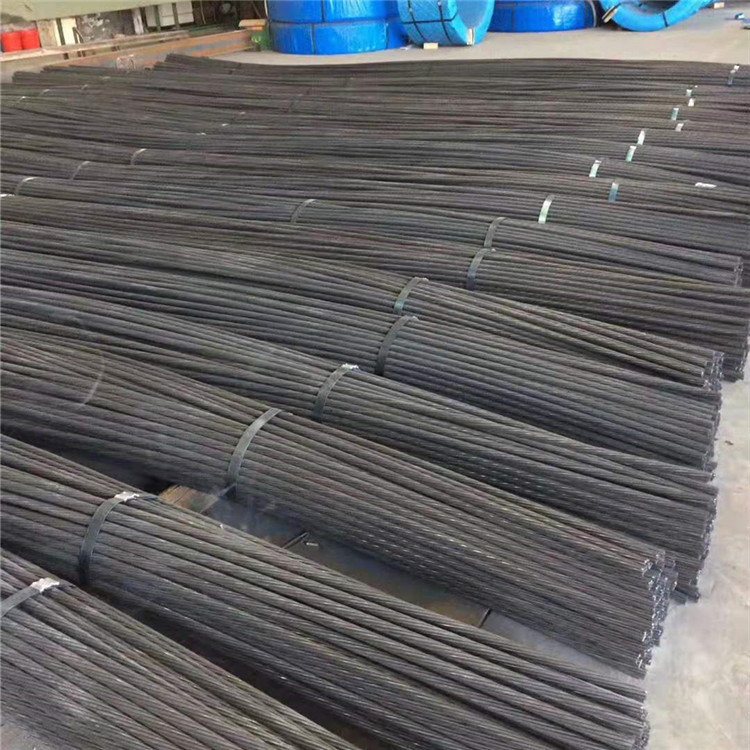 供应钢绞线 预应力钢绞线 多根钢丝绞合构成的钢铁制品 现货