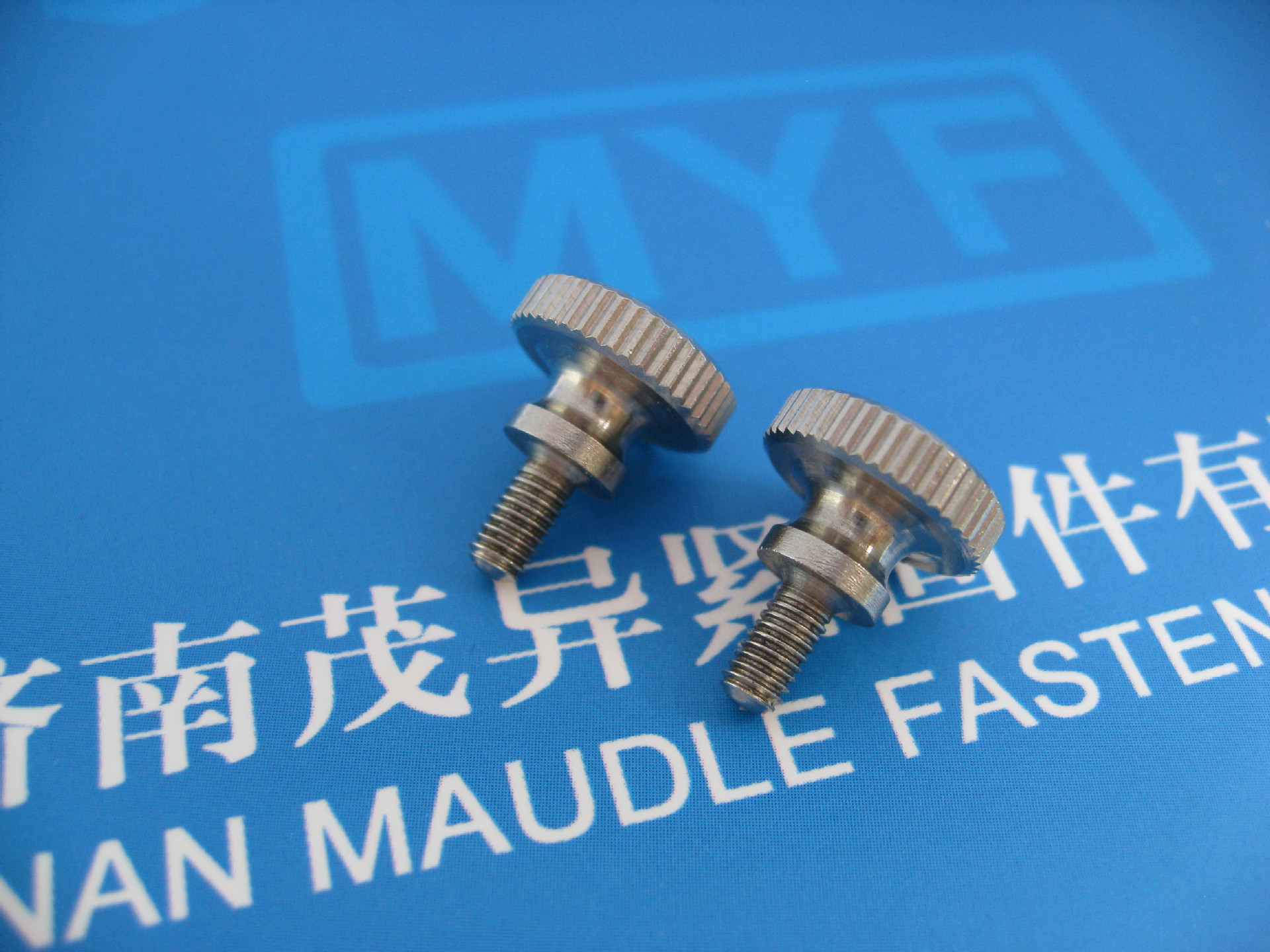 滚花高头螺钉GB/T834-1988