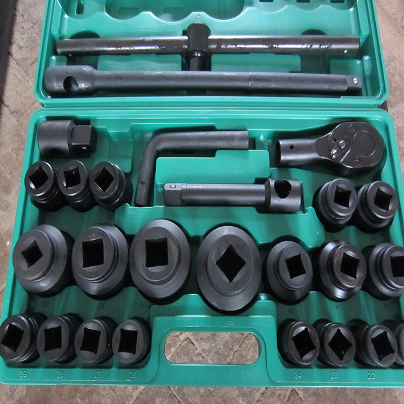专业生产组套套筒工具 8件套 26件套等各种重型套筒专卖