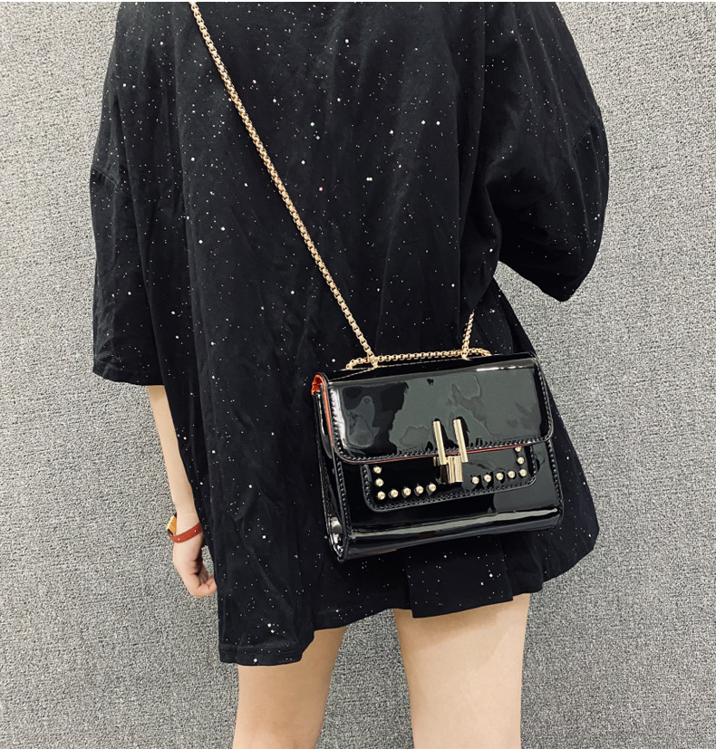 Wholesale Fashion Chain Mini Messenger Shoulder Bag Nihaojewelry display picture 13