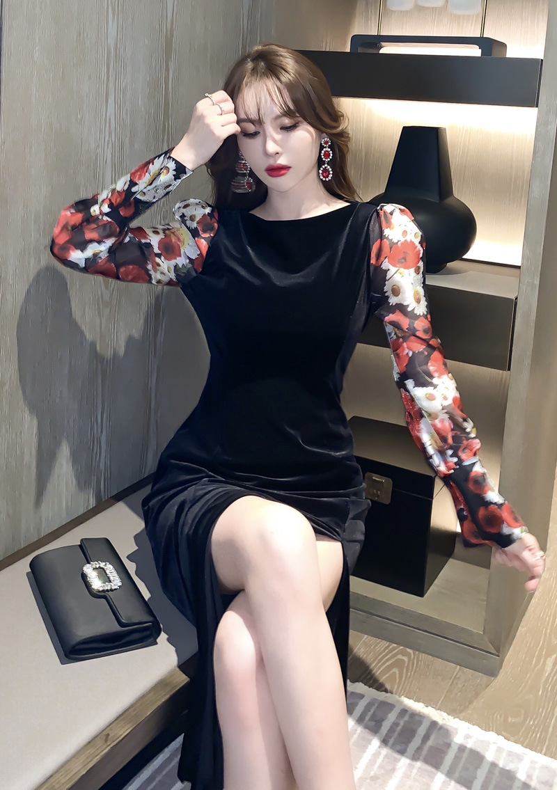 Đầm liền thân nhung đen dài tay in họa tiết retro dáng ôm — Màu đen chi tiết 7