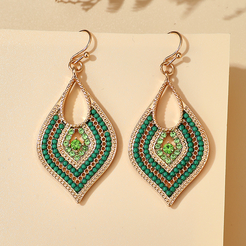 Ethnic Style Rice Beads Leaf Earrings display picture 5