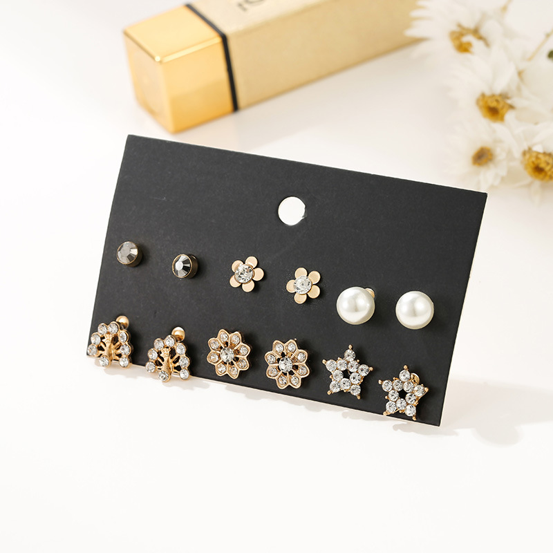 6 Pairs Of Combination Earrings New Diamond Earrings Golden Ear Jewelry Wholesale Nihaojewelry display picture 1