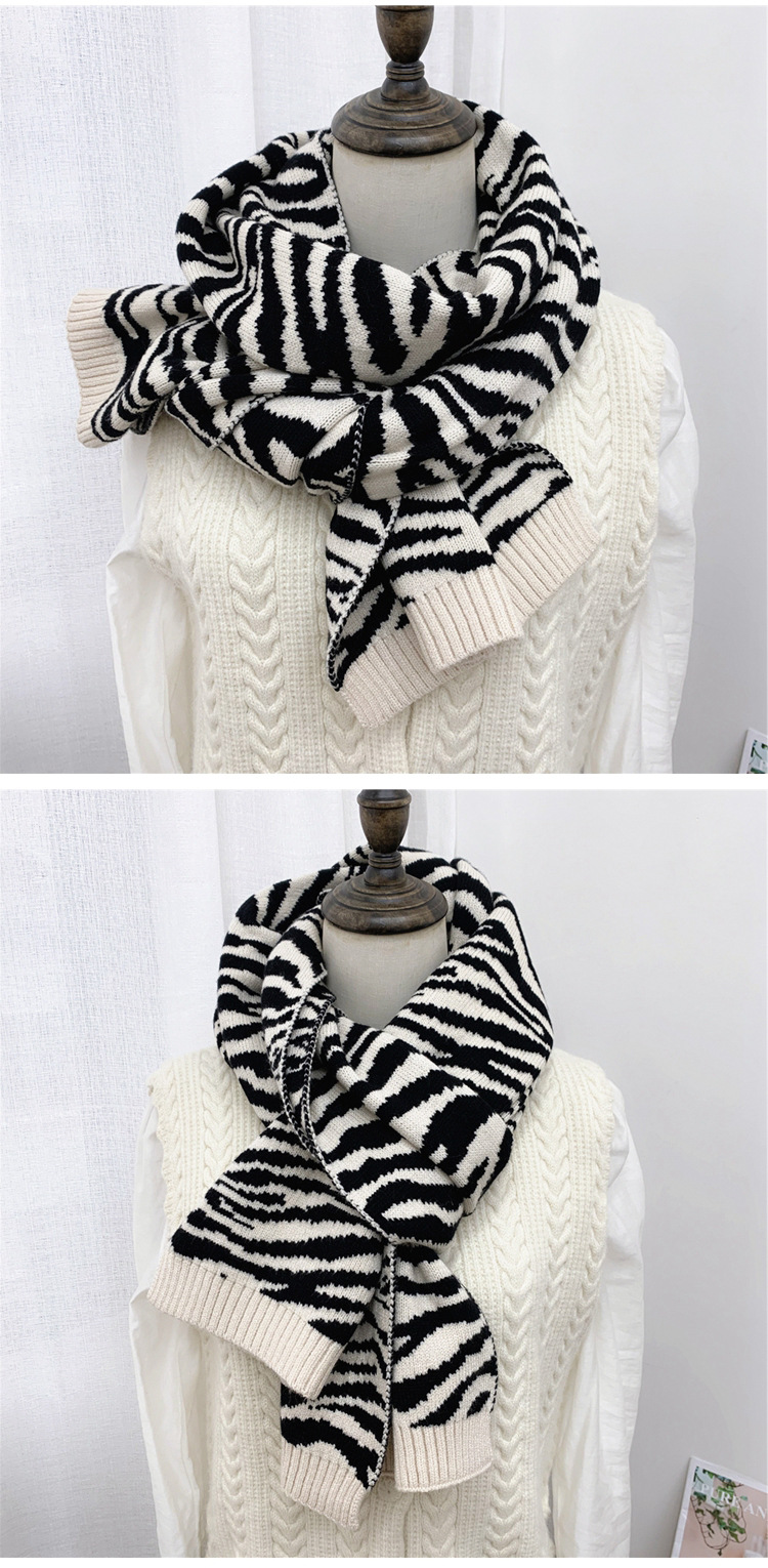 Double-sided Woolen Knitted Scarf display picture 7