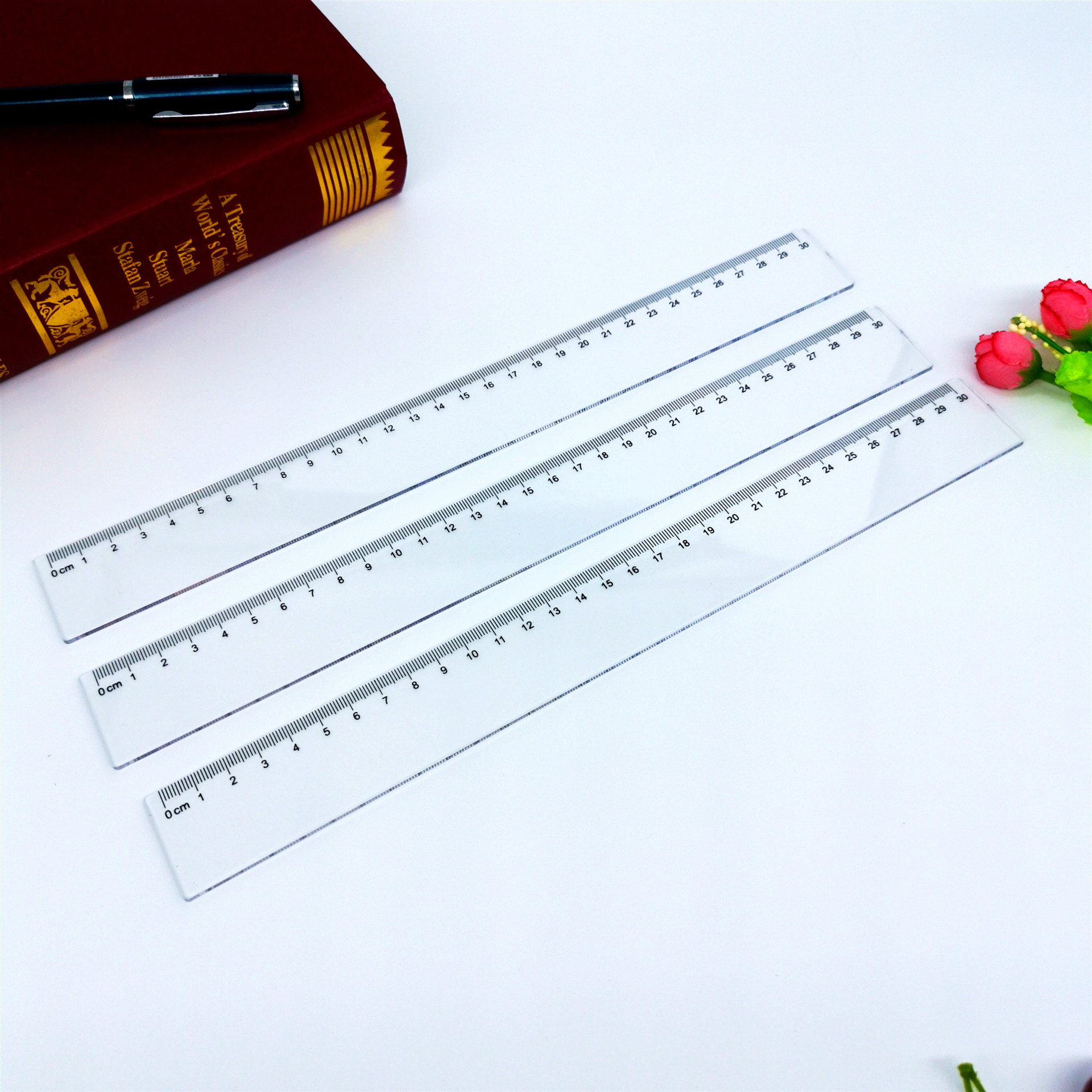 Manufactor wholesale study Supplies Draw 30cm Transparent plastic Straightedge logo advertisement to work in an office Stationery Ruler Customized