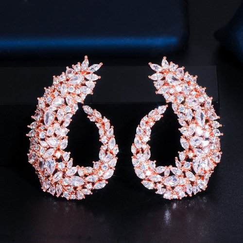 E0226 European and American Heavy Industry Star Fashion High-end Elegant Atmospheric Leaf Earrings Fully Inlaid with Zirconia, Charming and Versatile Earrings