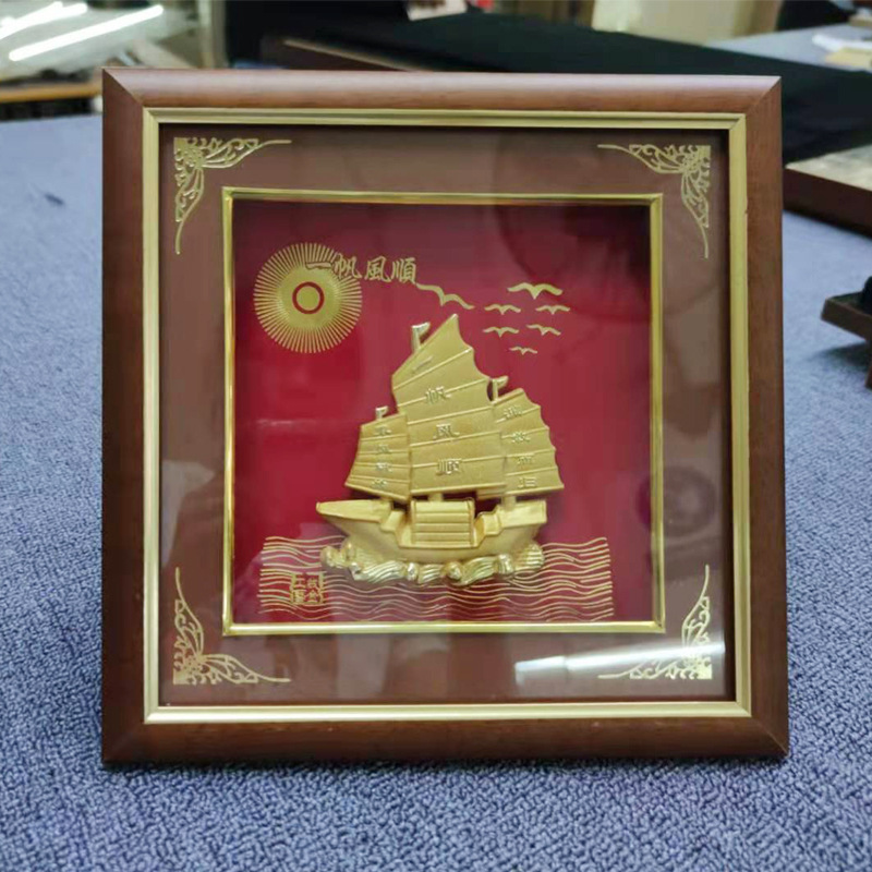 Customized Gold Foil Painting Wooden Photo Frame/Velvet Sand Gold Stereo Frame Business Gift Crafts Collection Frame Table Customized Gold Foil Painting Wooden Photo Frame/Velvet Sand Gold Stereo Frame Business Gift Crafts Collection Frame Table