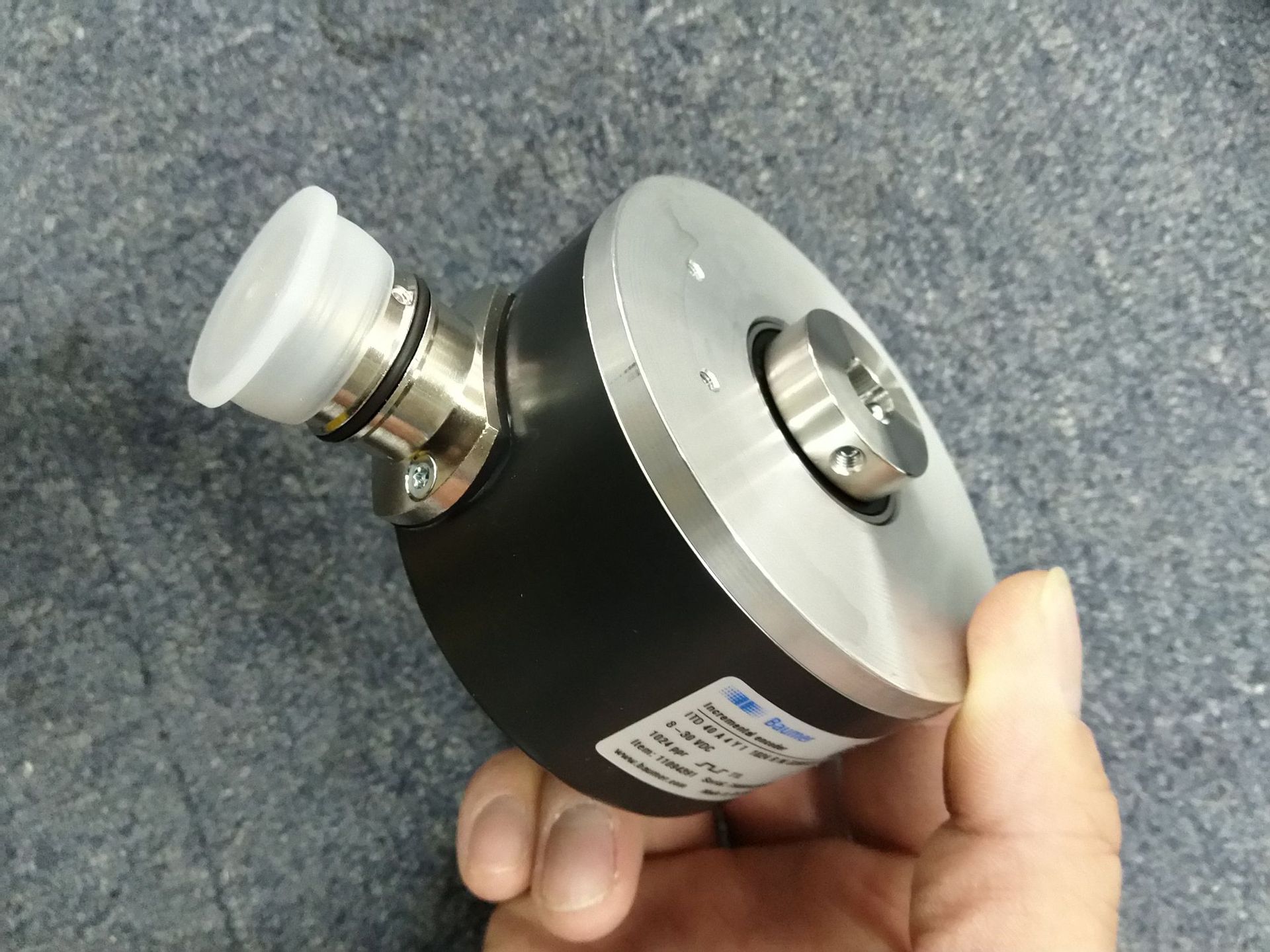 上海思奉贸易供应瑞士BAUMER堡盟传感器编码器 10162951