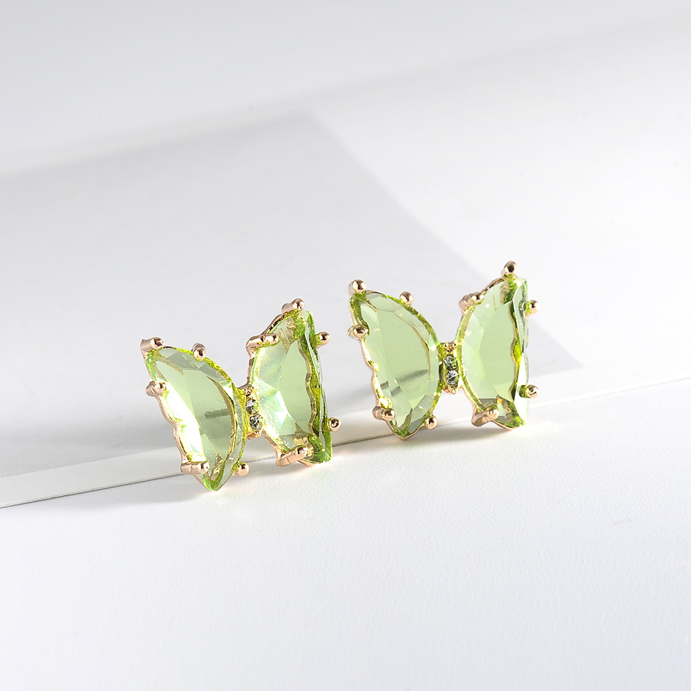 Korean Style Earrings Summer Transparent Butterfly Earrings Simple Crystal Earrings Wholesale Nihaojewelry display picture 6