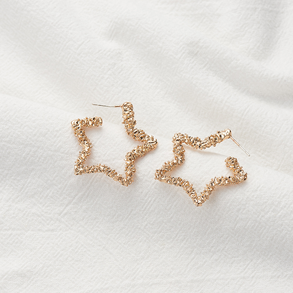 Hot Selling Simple Alloy Geometric Five-pointed Star Earrings Love Butterfly Earrings display picture 4