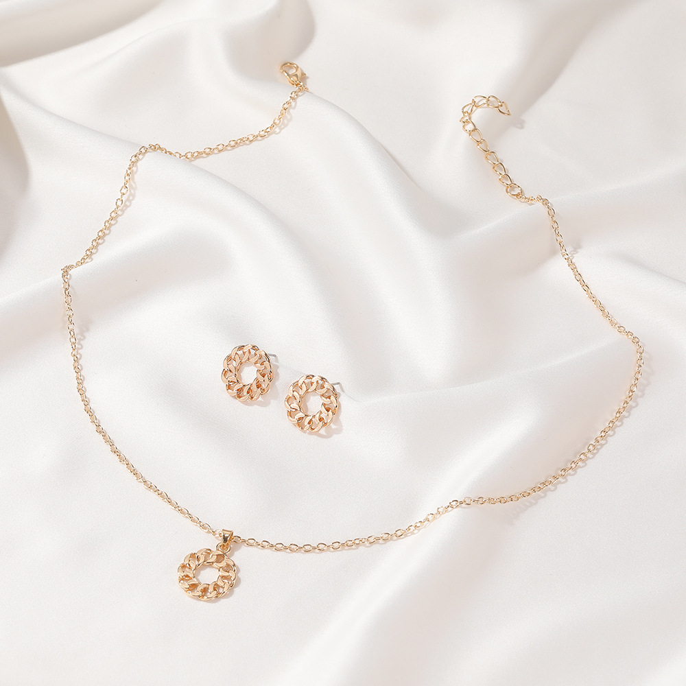 hot sale fashion new simple three-dimensional lock chain earrings necklace accessories