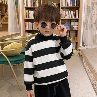 Boy Long sleeved sweater 2020 Autumn and winter Korean Edition children stripe Western style Plush Pullover Children's clothing One piece On behalf of