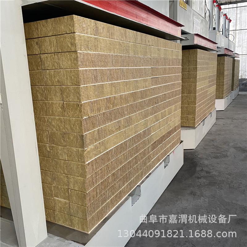 保温一体板冷压机