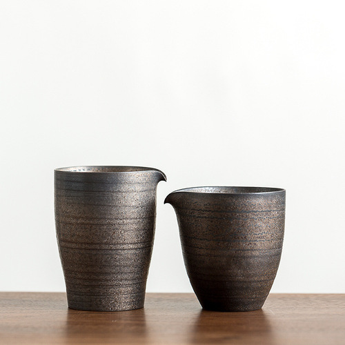 Handmade thin-body Japanese-style fair-trade cup with rust glaze, gold lacquer glaze large public cup, ceramic tea ceremony tea set