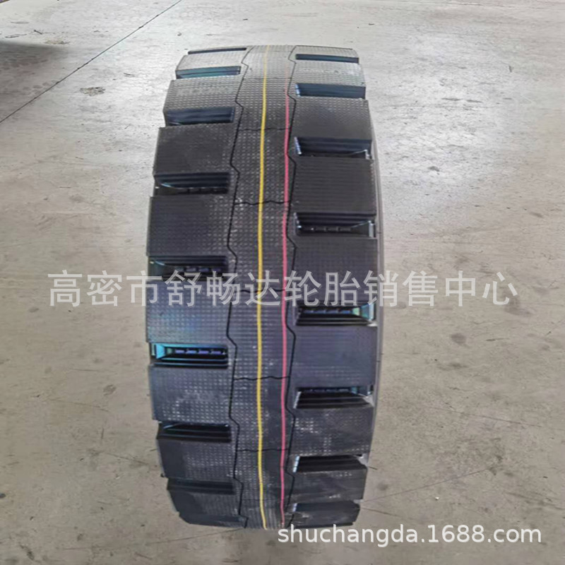 销售矿山用卡车轮胎1200R20载重加强型加深花纹12.00R20钢丝胎