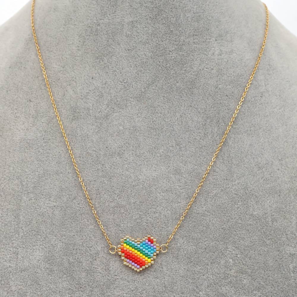 Wholesale Jewelry Bohemian Rainbow Heart Pendant Necklace Nihaojewelry display picture 5