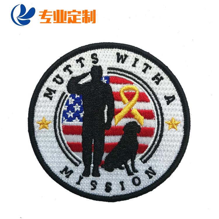 电脑绣花布标加工 厂家直销卡通布贴 刺绣徽章胸章 绣花布贴