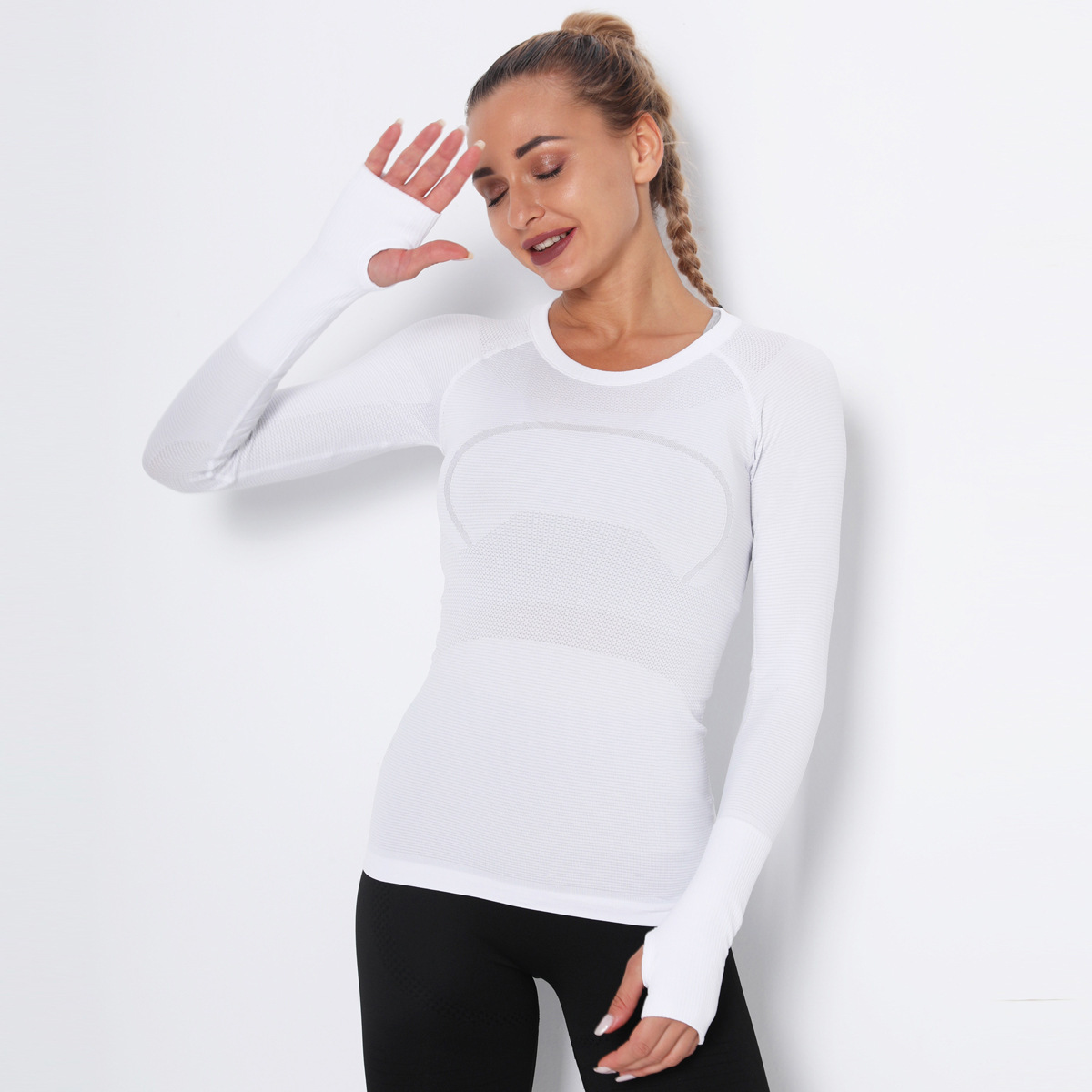 Long Sleeve Quick-drying Round Neck Yoga T-shirt  NSNS11047