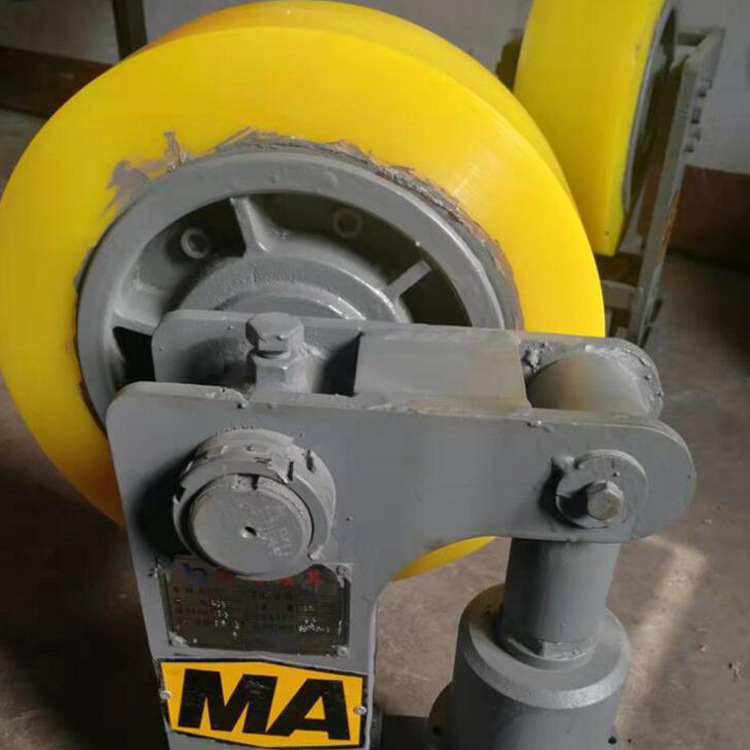 现货矿用滚轮灌耳 L25/L30液压滚轮罐耳缓冲型单轮双轮滚轮灌耳