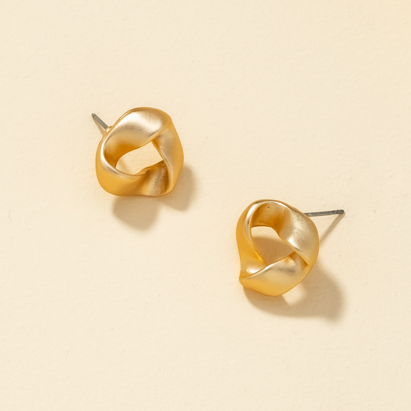 Simple Fashion Stud Earring display picture 3