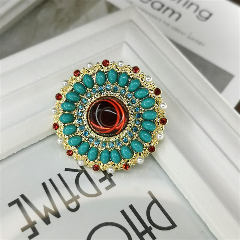 Qingdao Galaxy Europe and America Antique Baroque Ruby Diamond Pendant Pearl Brooch Female models