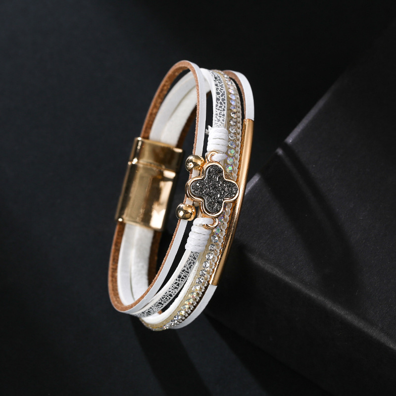 1 Piece Retro Four Leaf Clover Pu Leather Alloy Handmade Rhinestones Womenu0027S Bangle