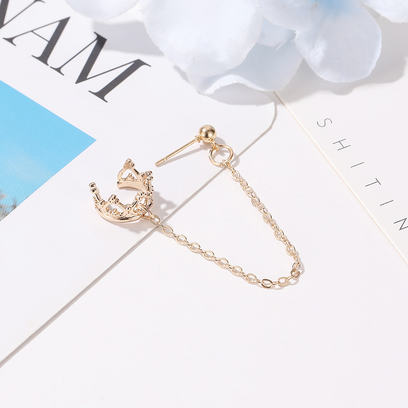 New Crown U-shaped Ear Clip Hollow Out Love Retro Earrings Non-mainstream Earrings Long Section No Pierced Earrings Wholesale Nihaojewelry display picture 5