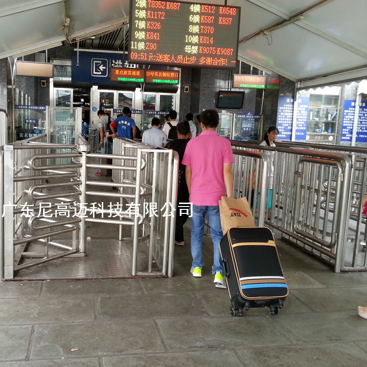 供应半封闭式单向门,不锈钢半高式转匝,车站候车大厅入口单项转闸