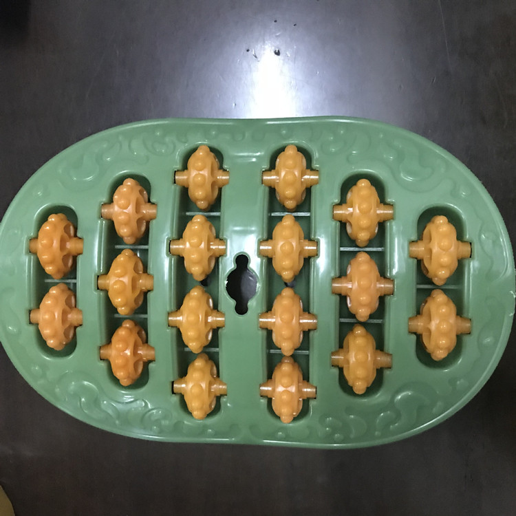 8978488611_1840803298