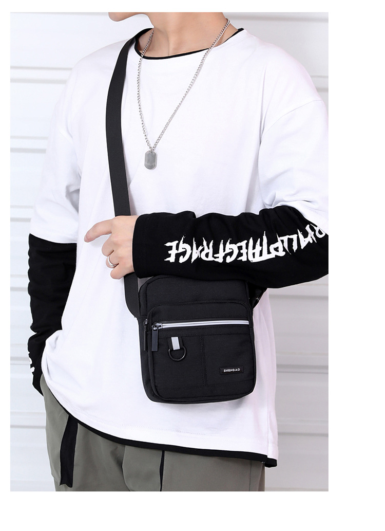 Men's Solid Color Canvas Zipper Shoulder Bag Crossbody Bag display picture 1