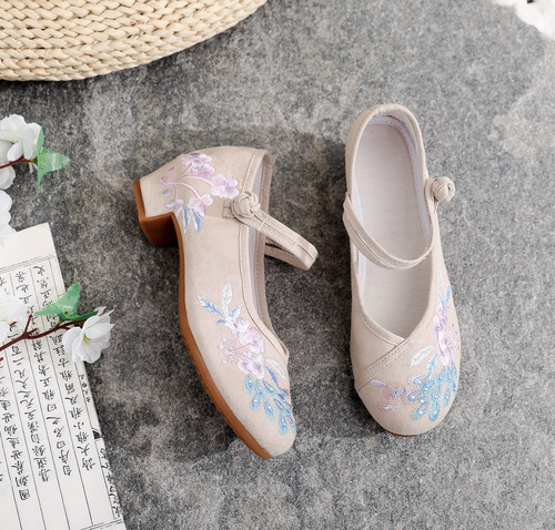 National retro dance shoes women ancient cheongsam elegant Hanfu shoes women embroidered high heels