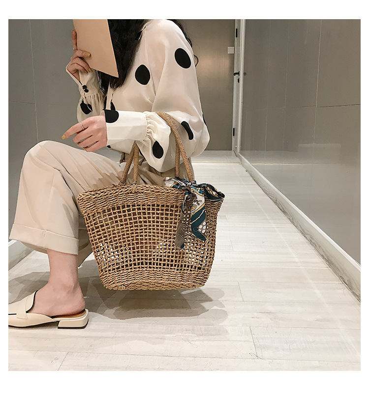 Fashion Large-capacity Bow Hollow Straw Woven Bag display picture 8
