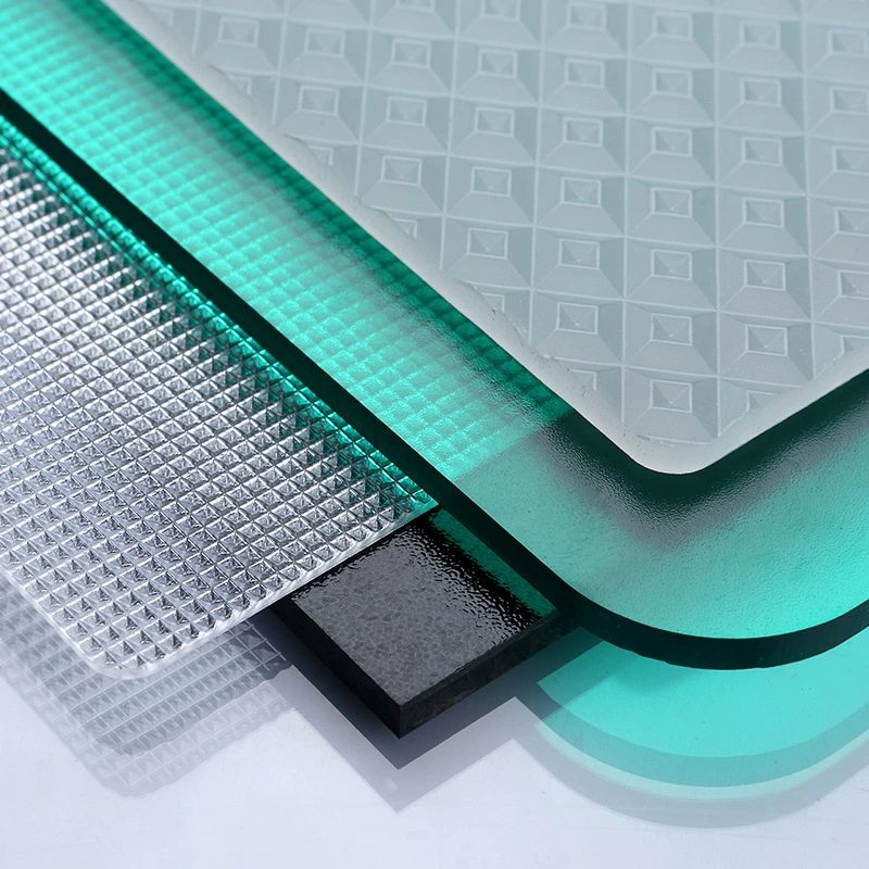 Manufacturer processes highly transparent solid PC board, polycarbonate board, awning, bent sun board, PC endurance board engraving