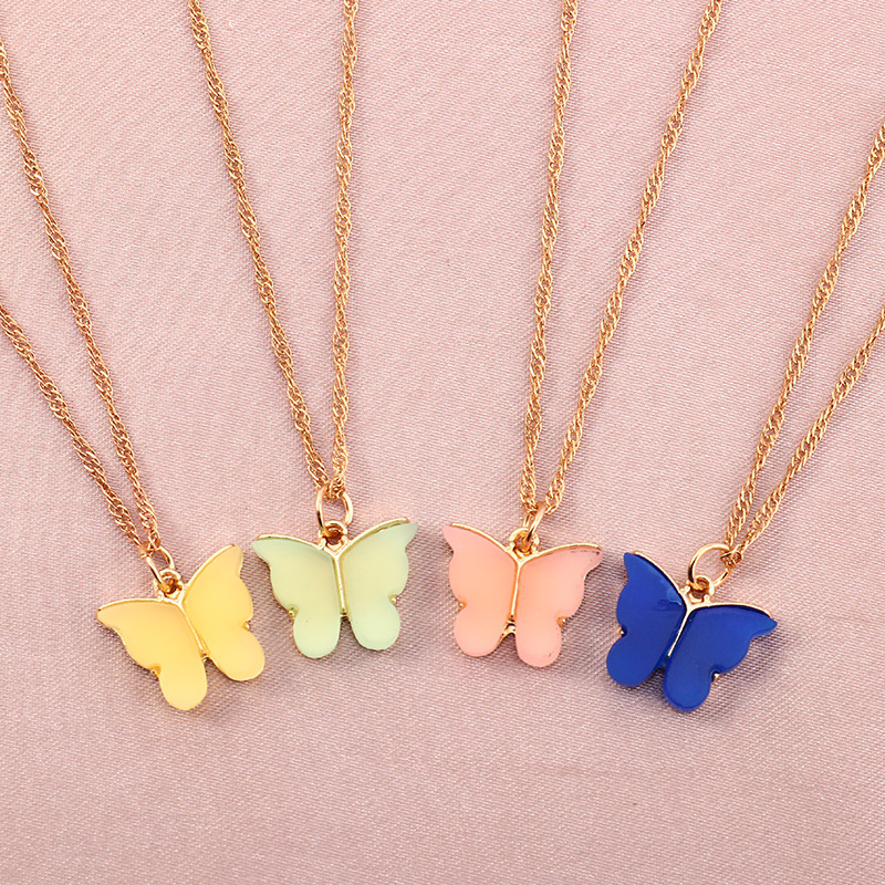 fashion simple butterfly necklace