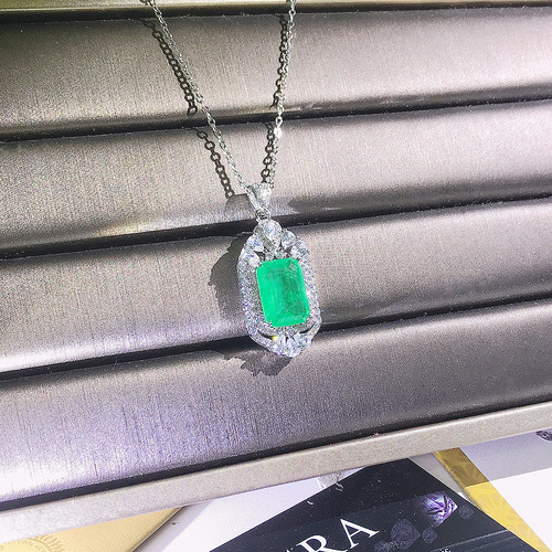 Kuaishou Live Imitation Natural Cotton Fluff Emerald Pendant Platinum 950 Luxury Full Diamond Necklace for Women