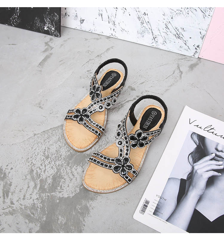 2024 New cross-border large-sized hollowed-out sandals, Bohemian-style women's shoes, summer comfortable flat diamond sandals undefined