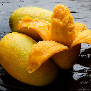 Hainan Xiaotai Mang Fresh Fruit Mango теперь собирает Тайваньский сельскохозяйственный ман, за 10 фунтов бесплатной доставки.