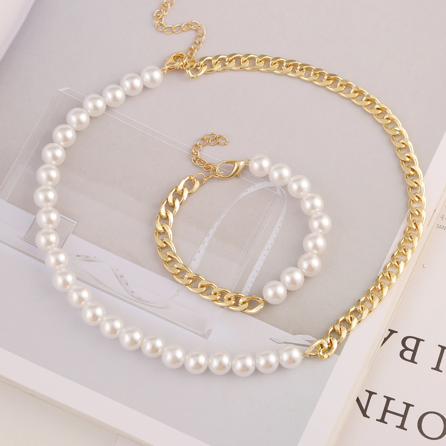 New Fashion Simple Chain Retro Pearl Necklace Bracelet Set Wholesale display picture 4