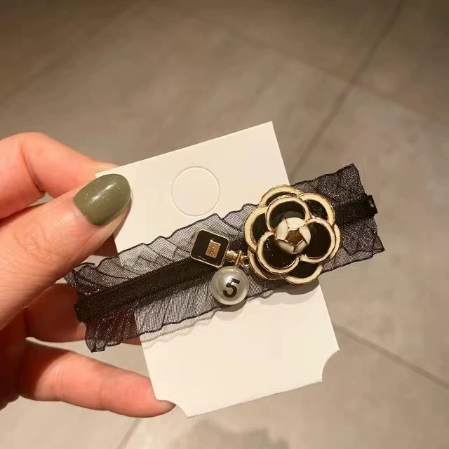 Канель-стиль заколка для волос набор с жемчужинами в духе Chanel и акцентами в виде маленького медвежонка, различные цвета