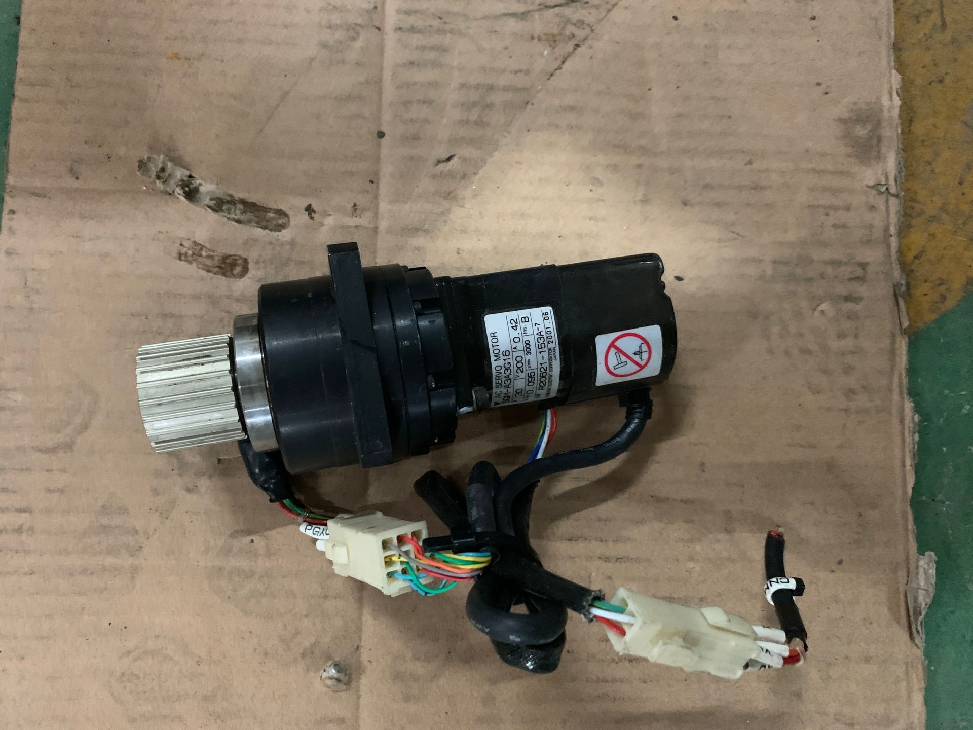 SGM-A3A3G16安川伺服电机带减速机 现货