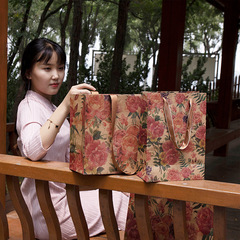 Retro rose kraft paper bag clothing store Hanfu clothes handbag facial mask shoe box packaging gift bag