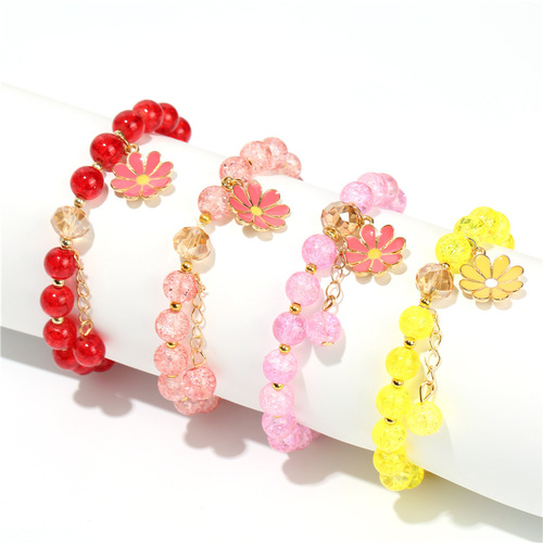 2pcs Strawberry flowers Crystal Bracelet for girls women hand chain Daisy Crystal Bracelet Colorful Daisy pendant beaded hand rope