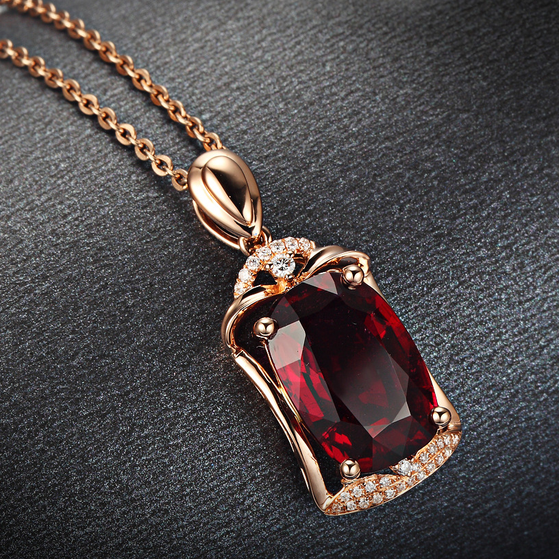 Elite elegant tourmaline pendant