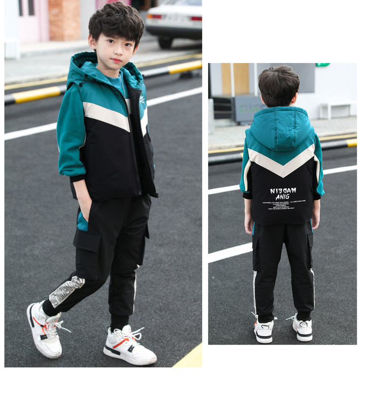 The 2022 new autumn and winter collection for boys is a trendy sporty and stylish three-piece hoodie set for boys with added fleece and thickened layers pic 16