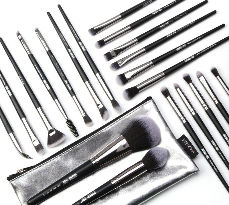 Makeup Brush Set Image 1