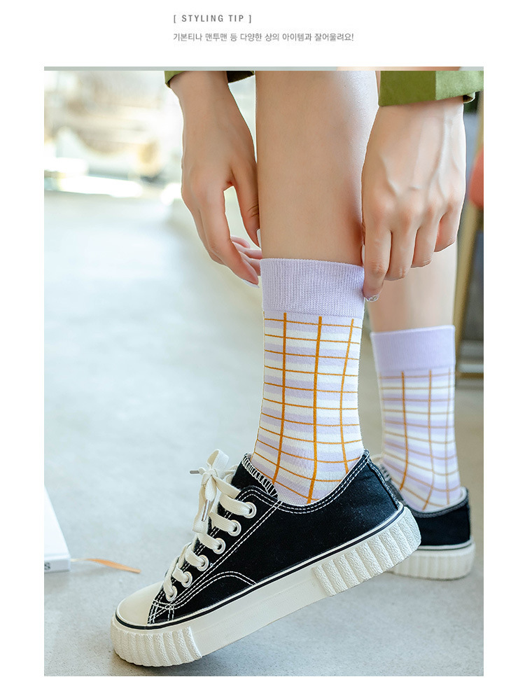 Frühling Und Sommer Lila Karierte Socken Weibliche Harajuku-stil Lila Karierte Socken Großhandel display picture 5
