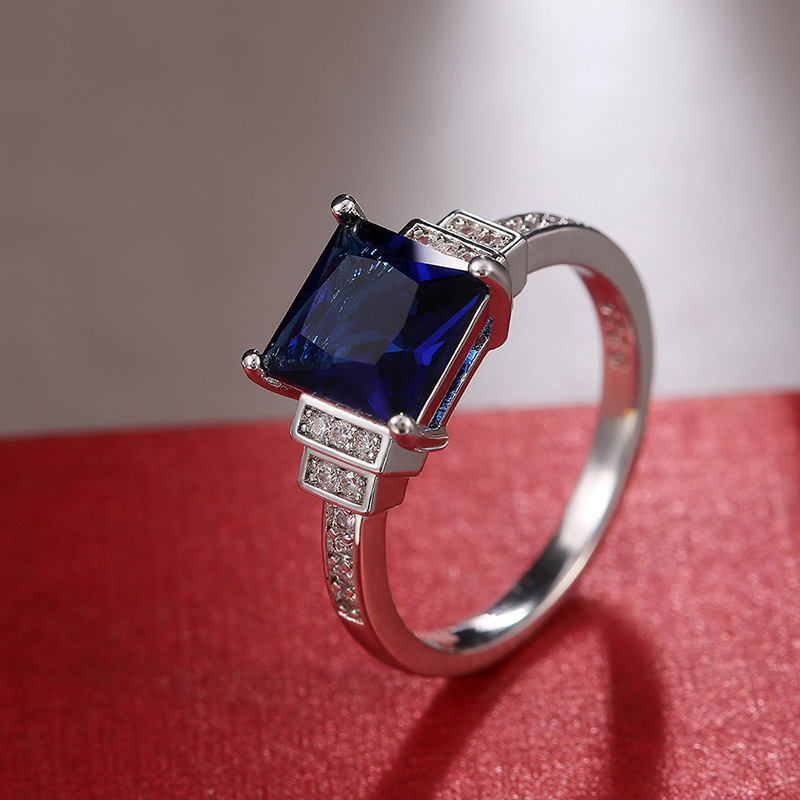 Fashion Ladies New Dark Blue Zircon Platinum Plated Diamond Copper Ring Hand Jewelry display picture 3