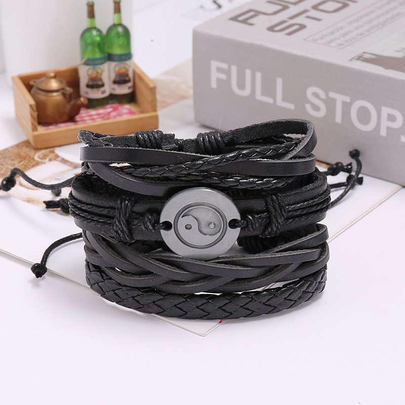 Simple Hand-woven Gossip Leather Bracelet display picture 1